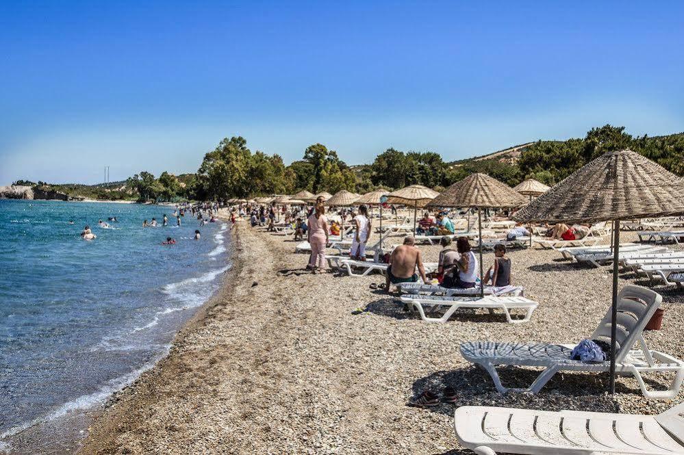 Hanedan Beach Hotel フォチャ エクステリア 写真