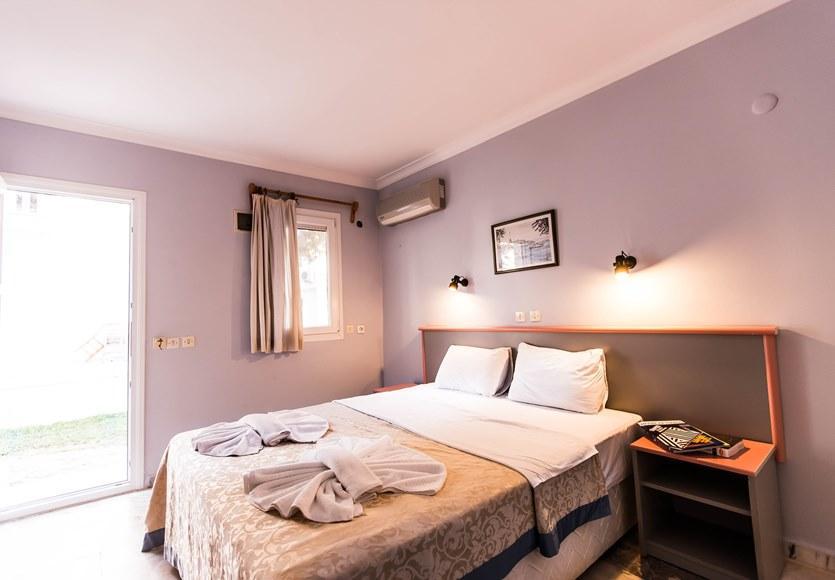 Hanedan Beach Hotel フォチャ エクステリア 写真