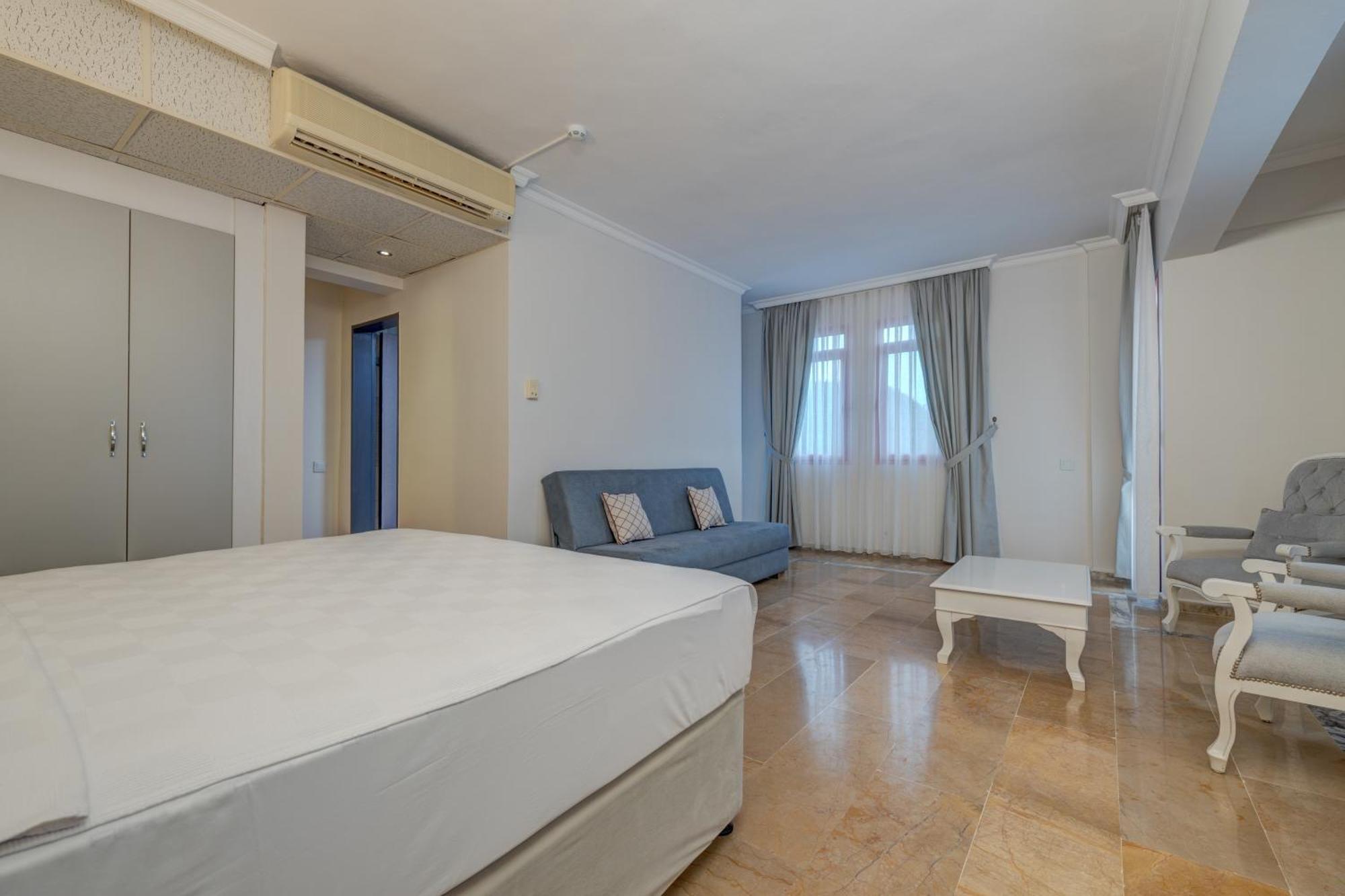 Hanedan Beach Hotel フォチャ エクステリア 写真