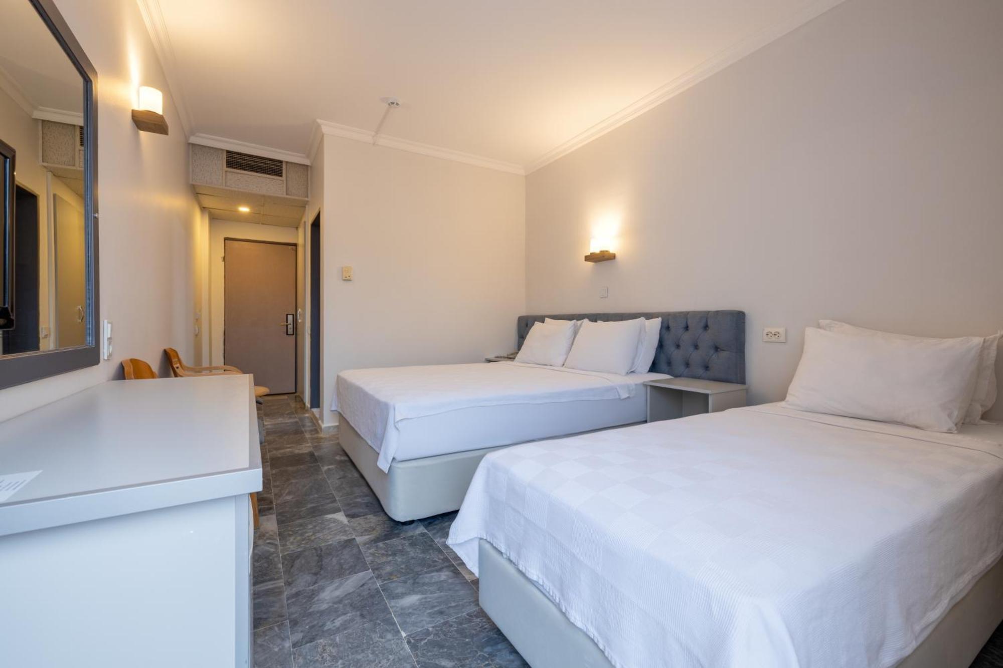 Hanedan Beach Hotel フォチャ エクステリア 写真
