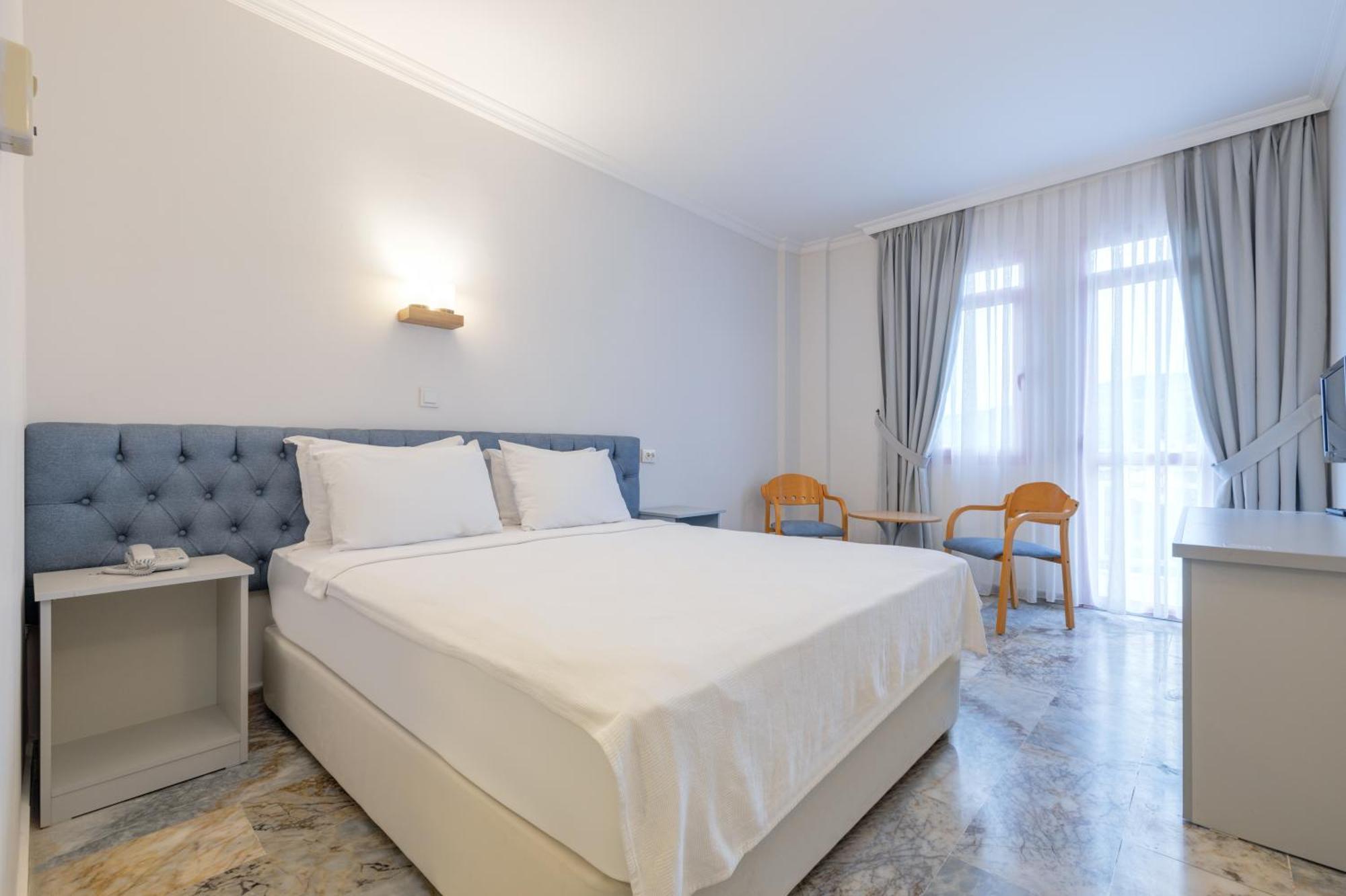 Hanedan Beach Hotel フォチャ エクステリア 写真