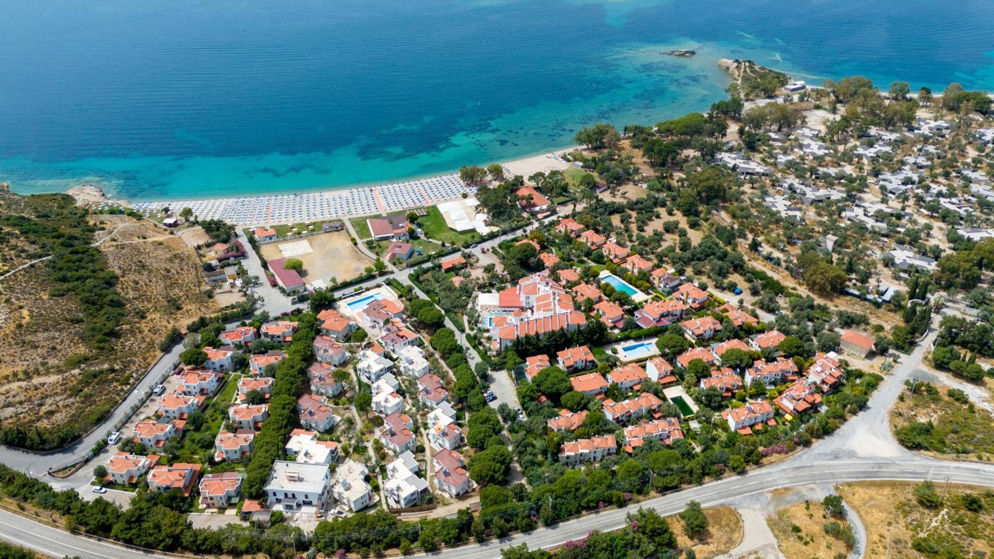 Hanedan Beach Hotel フォチャ エクステリア 写真