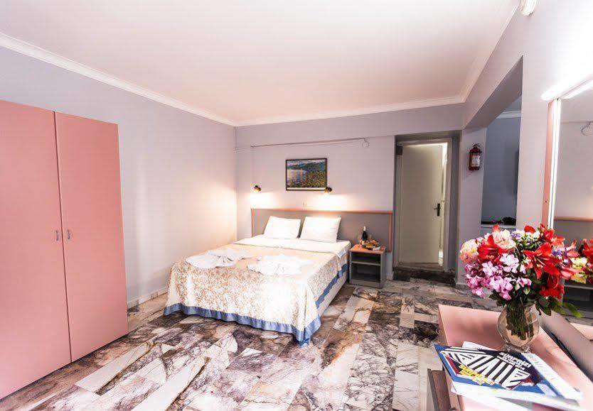 Hanedan Beach Hotel フォチャ エクステリア 写真